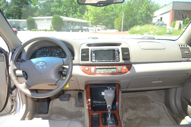 2003 Toyota Camry Ext. Cab 6.5-ft. Bed 4WD