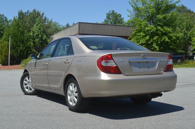 2003 Toyota Camry Ext. Cab 6.5-ft. Bed 4WD