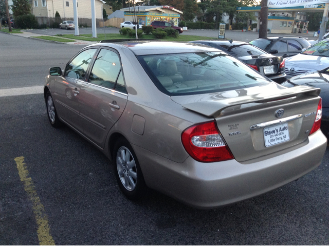 2003 Toyota Camry Ext. Cab 6.5-ft. Bed 4WD