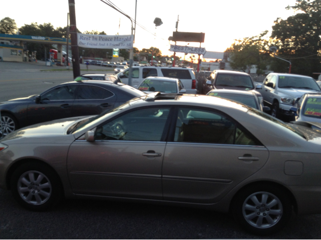 2003 Toyota Camry Ext. Cab 6.5-ft. Bed 4WD