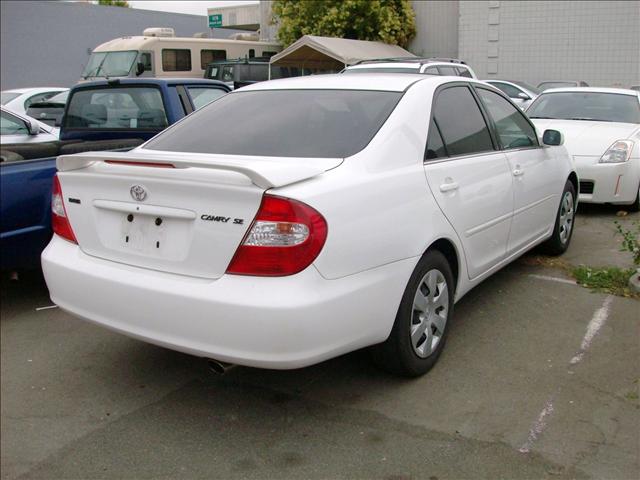 2004 Toyota Camry SE