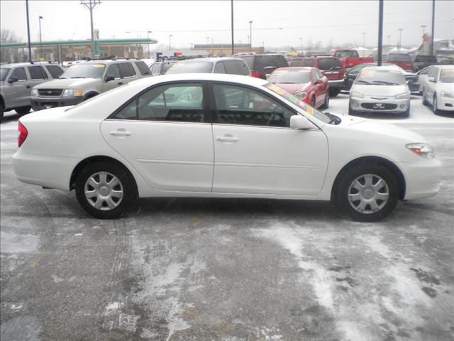 2004 Toyota Camry SE