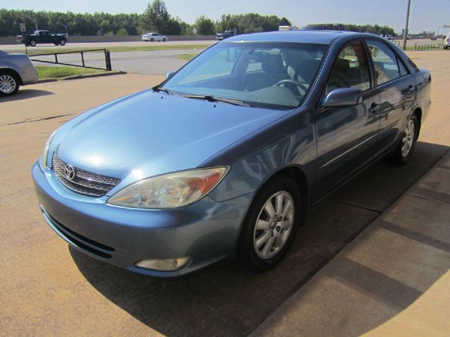 2004 Toyota Camry W/bluetooth