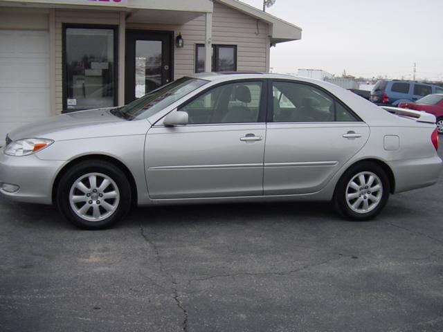 2004 Toyota Camry SEL Sport Utility 4D