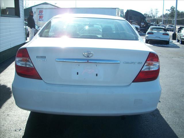 2004 Toyota Camry 2.0 T - Clean Carfax