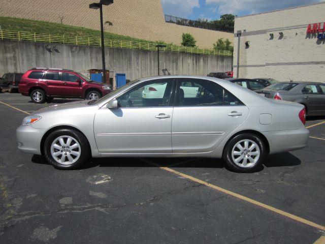 2004 Toyota Camry Enthusiast 2D Roadster