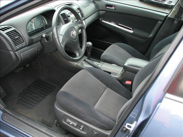 2004 Toyota Camry SE