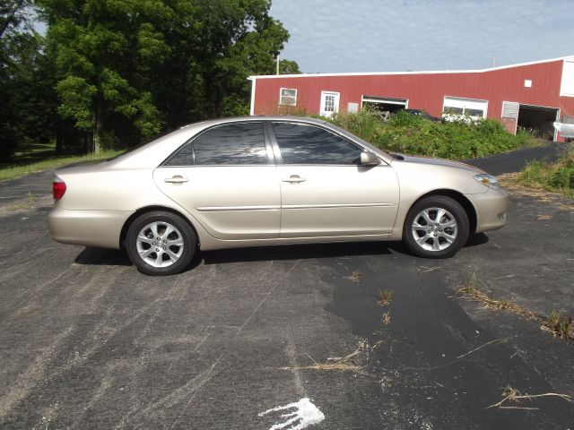 2005 Toyota Camry SEL Sport Utility 4D