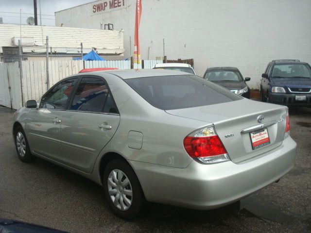 2005 Toyota Camry Enthusiast 2D Roadster