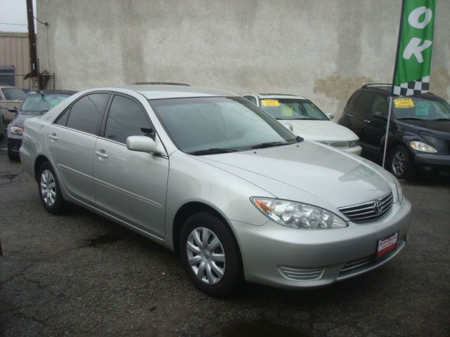 2005 Toyota Camry Enthusiast 2D Roadster