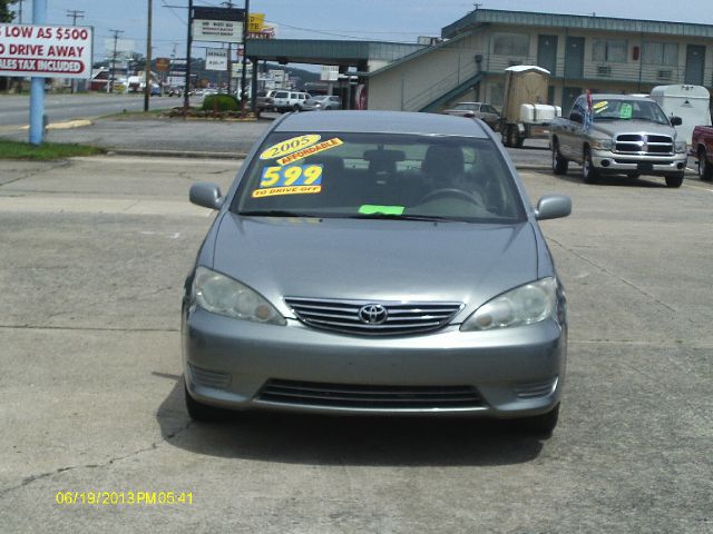 2005 Toyota Camry SE