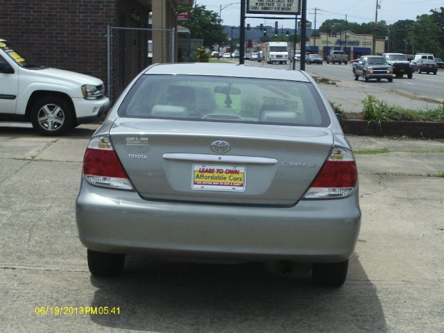 2005 Toyota Camry SE