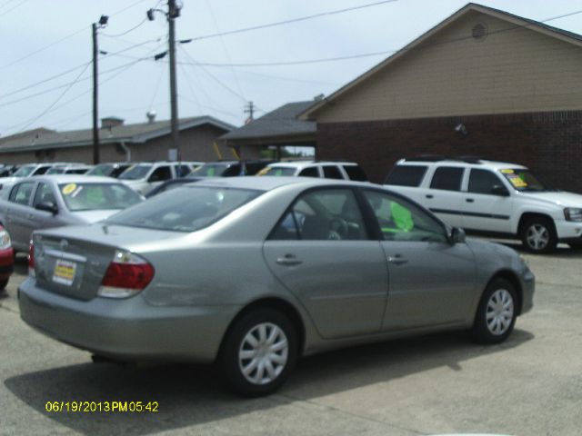 2005 Toyota Camry SE