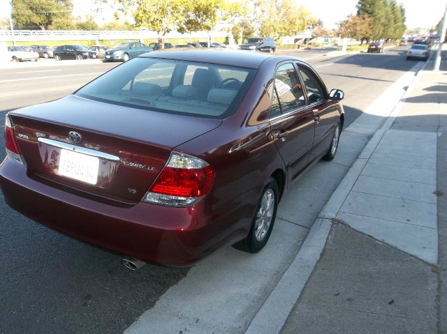 2005 Toyota Camry Enthusiast 2D Roadster