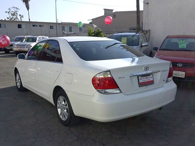 2005 Toyota Camry Enthusiast 2D Roadster