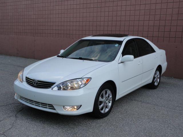 2005 Toyota Camry Ram 1500 2-WD