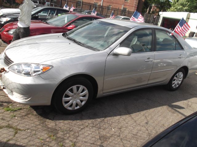 2005 Toyota Camry SEL Sport Utility 4D