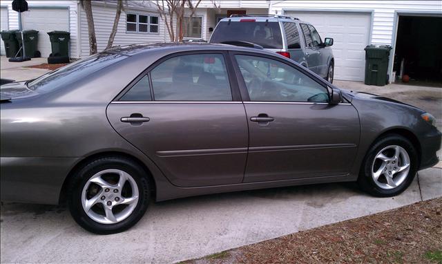 2005 Toyota Camry SE