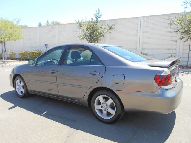 2005 Toyota Camry X