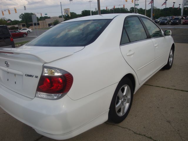 2005 Toyota Camry SE