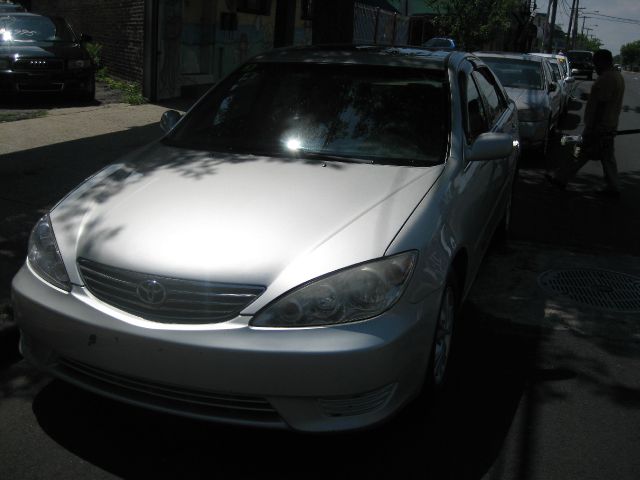 2005 Toyota Camry Enthusiast 2D Roadster