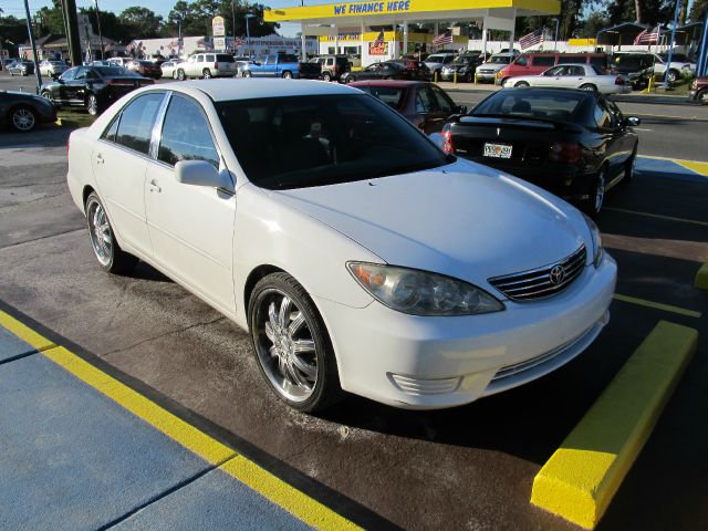 2005 Toyota Camry SE