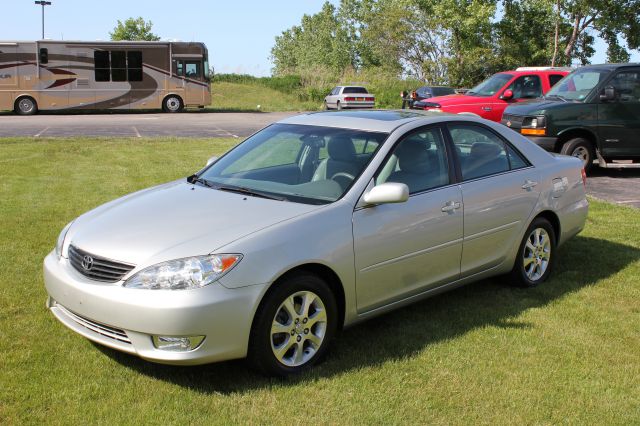 2005 Toyota Camry SEL Sport Utility 4D