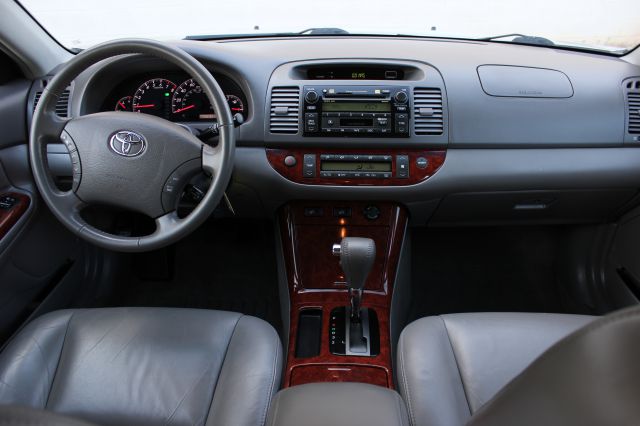 2005 Toyota Camry SEL Sport Utility 4D