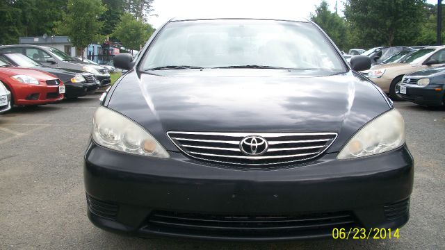 2005 Toyota Camry Unknown