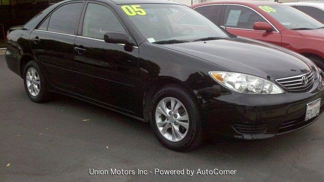 2005 Toyota Camry Unknown