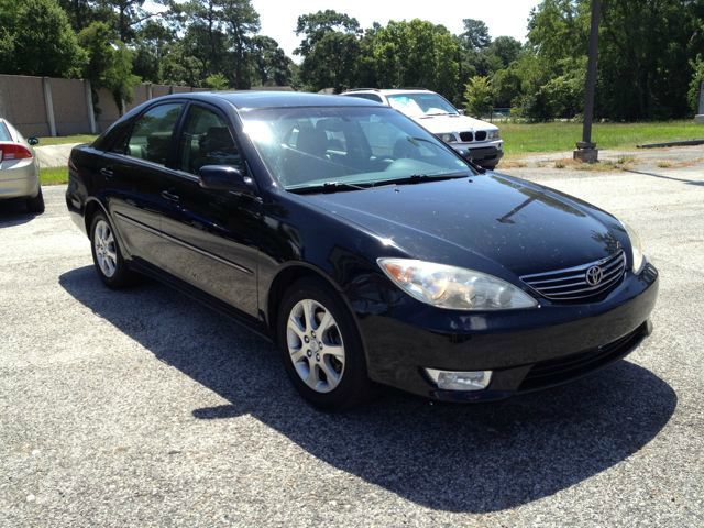 2005 Toyota Camry Ext. Cab 6.5-ft. Bed 4WD