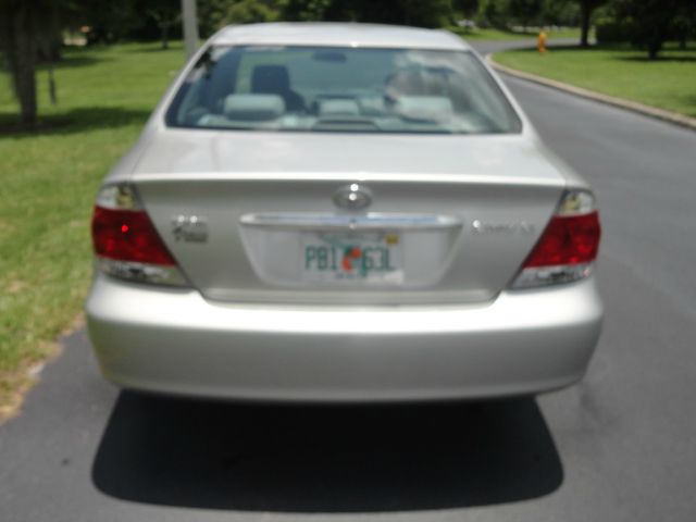 2005 Toyota Camry X