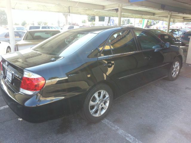 2006 Toyota Camry SEL Sport Utility 4D