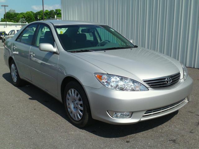 2006 Toyota Camry SEL Sport Utility 4D