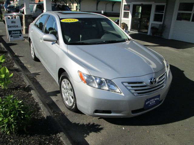 2007 Toyota Camry Ext. Cab 6.5-ft. Bed 4WD