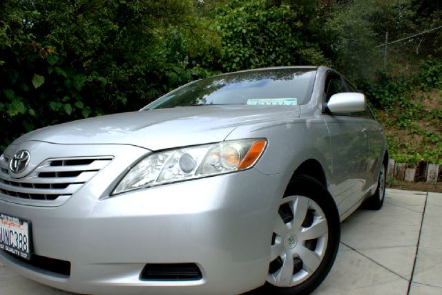 2007 Toyota Camry 2002 Ford KING Ranch