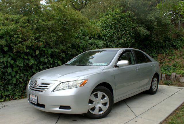 2007 Toyota Camry 2002 Ford KING Ranch