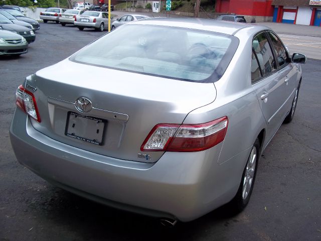 2007 Toyota Camry 4dr Sdn Auto S (SE) Sedan