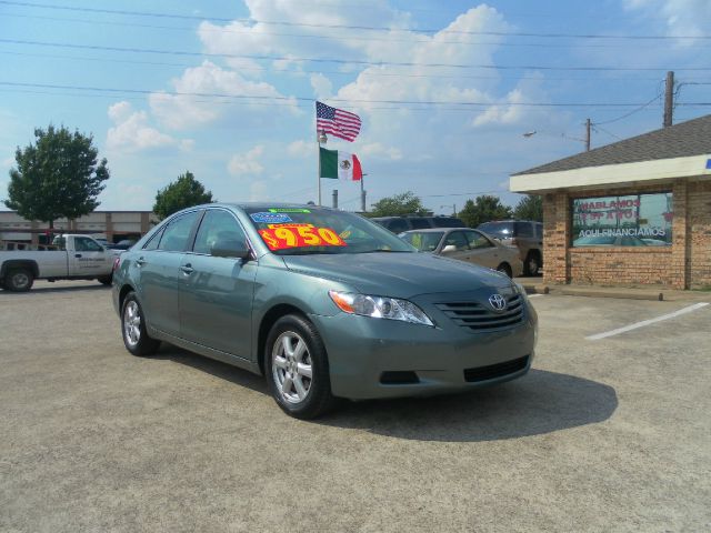 2007 Toyota Camry 745li Sedan