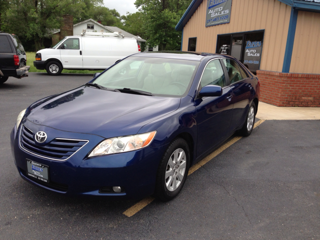 2007 Toyota Camry Ext. Cab 6.5-ft. Bed 4WD