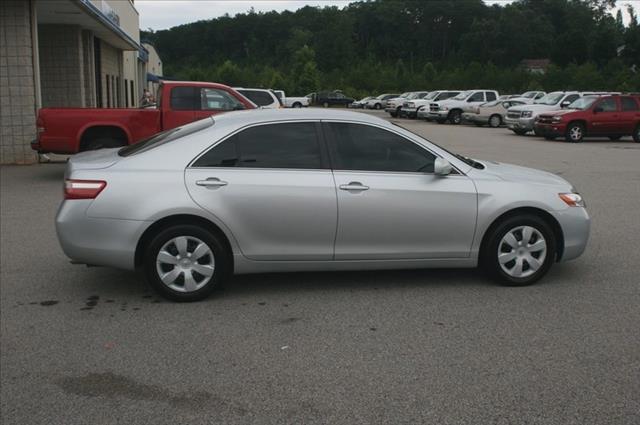 2007 Toyota Camry 2WD Eddie Bauer Super Clean