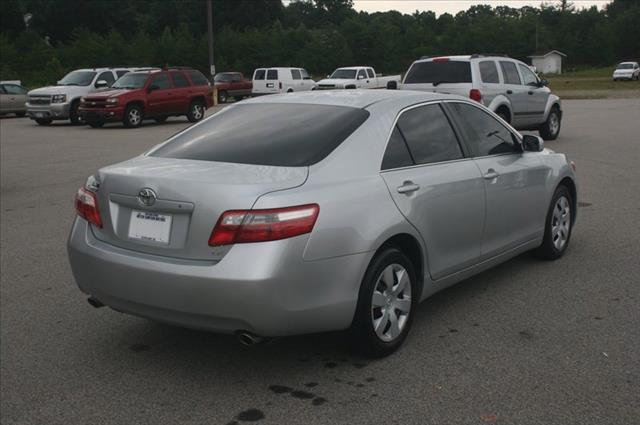 2007 Toyota Camry 2WD Eddie Bauer Super Clean