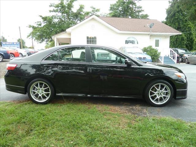 2007 Toyota Camry 745li Sedan