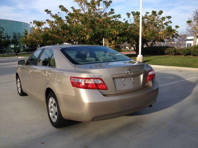 2007 Toyota Camry With 6 Disc Changerdvd System