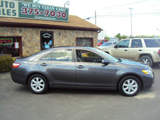 2008 Toyota Camry Enthusiast 2D Roadster