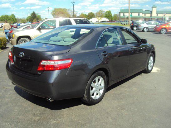 2008 Toyota Camry Enthusiast 2D Roadster