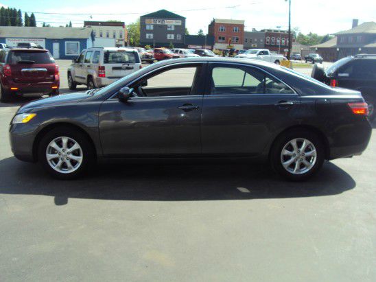 2008 Toyota Camry Enthusiast 2D Roadster