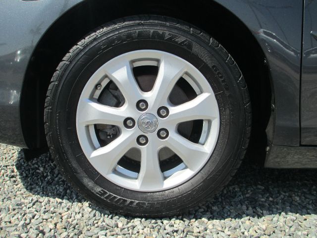 2009 Toyota Camry Reg Cab FLAT BED