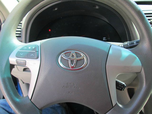 2009 Toyota Camry 2002 Ford KING Ranch