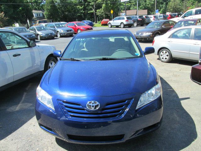 2009 Toyota Camry 2002 Ford KING Ranch